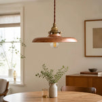 Afbeelding laden in galerijweergave, Distressed gold pendant light above a dining table