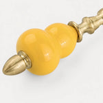 Afbeelding laden in galerijweergave, Ceramic cabinet handle detail and size view