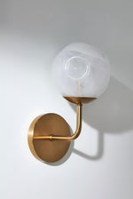 Afbeelding laden in galerijweergave, Pawrior Moderne Organische Glazen Bol Wandlamp - Nordic Cloud Ontwerp Wandkandelaar
