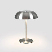 Crescent Charge Tischlampe