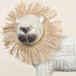 Carica l'immagine nella visualizzazione Galleria, Close detail of the woven lion mane and glossy face