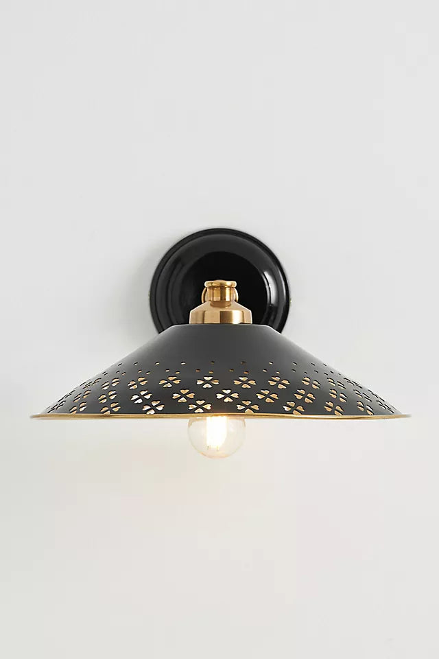 Auriglow moderne wandlamp – messing geperforeerde lamp voor slaapkamer of gang