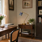 Afbeelding laden in galerijweergave, Impression Floral lamp in home office
