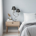 Afbeelding laden in galerijweergave, Talonis dubbele tafellamp – dubbele lampenkappen en metalen voet voor slaapkamer en woonkamer