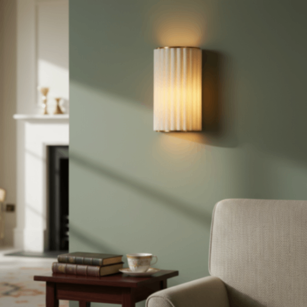 Lámpara de Pared Duova con Borde Ondulado - Latón Antiguo con Tela de Lino Adecuada para Sala de Estar y Dormitorio