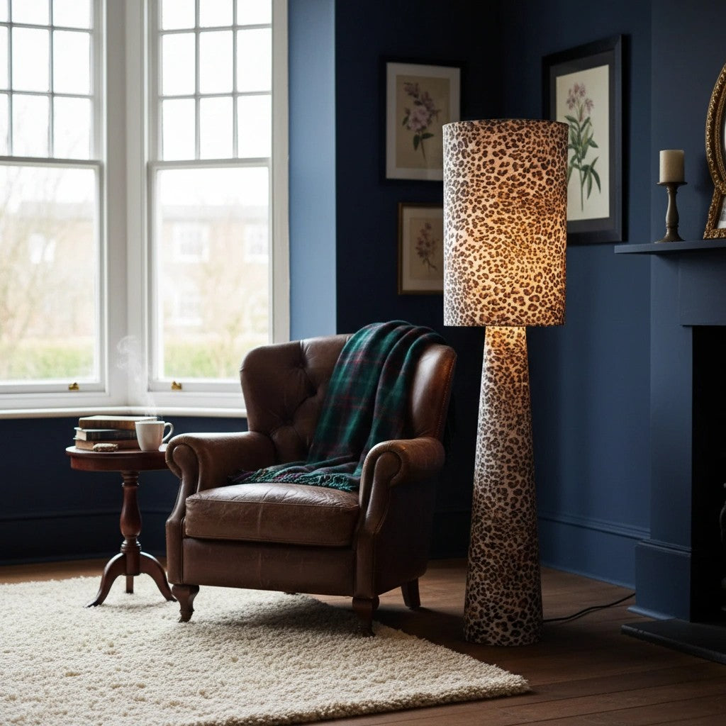 Blendra Moderne Abstrakte Print Stehlampe - Einzigartiges Design Stilvolle Leuchte für Wohnzimmer und Büros