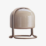 Afbeelding laden in galerijweergave, Nera Tafellamp – Elegante Gebogen Glazen Kap – Metalen Frame Stijl voor Woonkamer of Slaapkamer