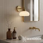 Bild in der Galerieansicht laden, Geryon Vintage Industrielle Milchweiße Glas-Wandleuchte